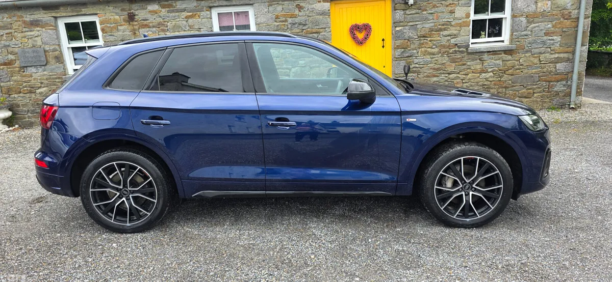 Audi Q5 SUV, Petrol Plug-in Hybrid, 2023, Blue