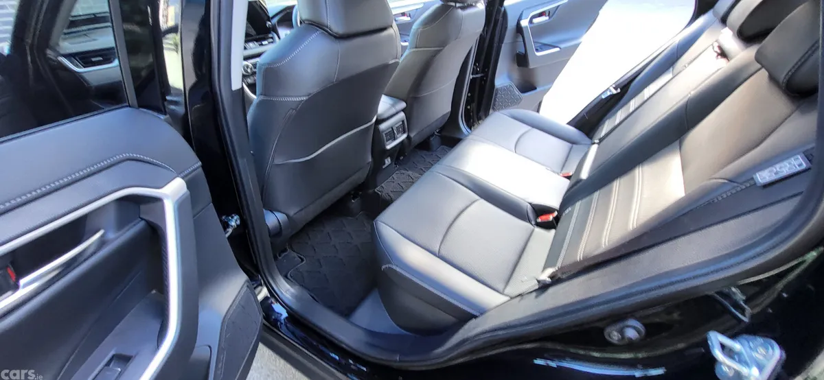 Toyota RAV4 SUV, Petrol Hybrid, 2025, Black