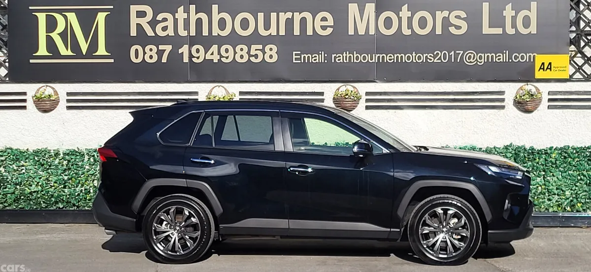 Toyota RAV4 SUV, Petrol Hybrid, 2025, Black
