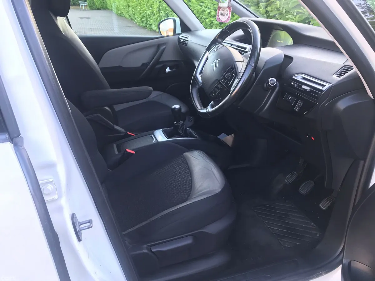 Citroen Grand C4 Picasso Hatchback, Diesel, 2015, White