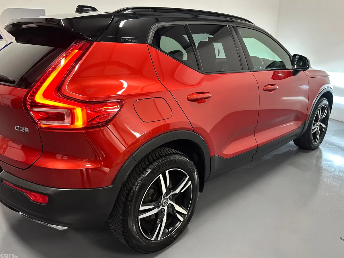 Volvo XC40 SUV, Diesel, 2019, Red