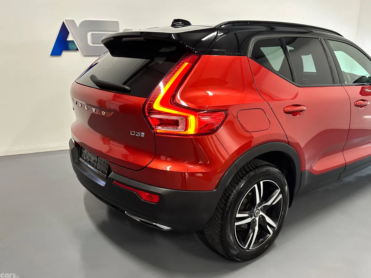 Volvo XC40 SUV, Diesel, 2019, Red