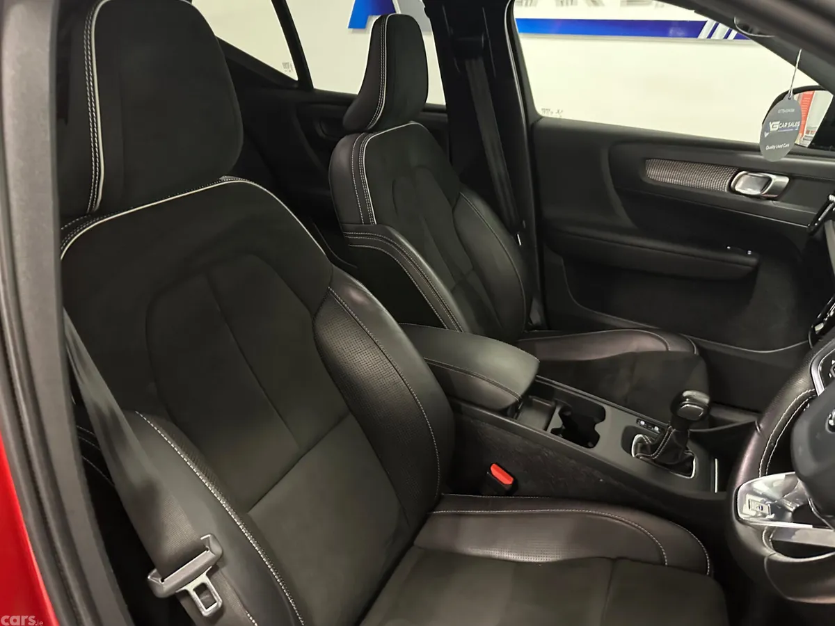 Volvo XC40 SUV, Diesel, 2019, Red