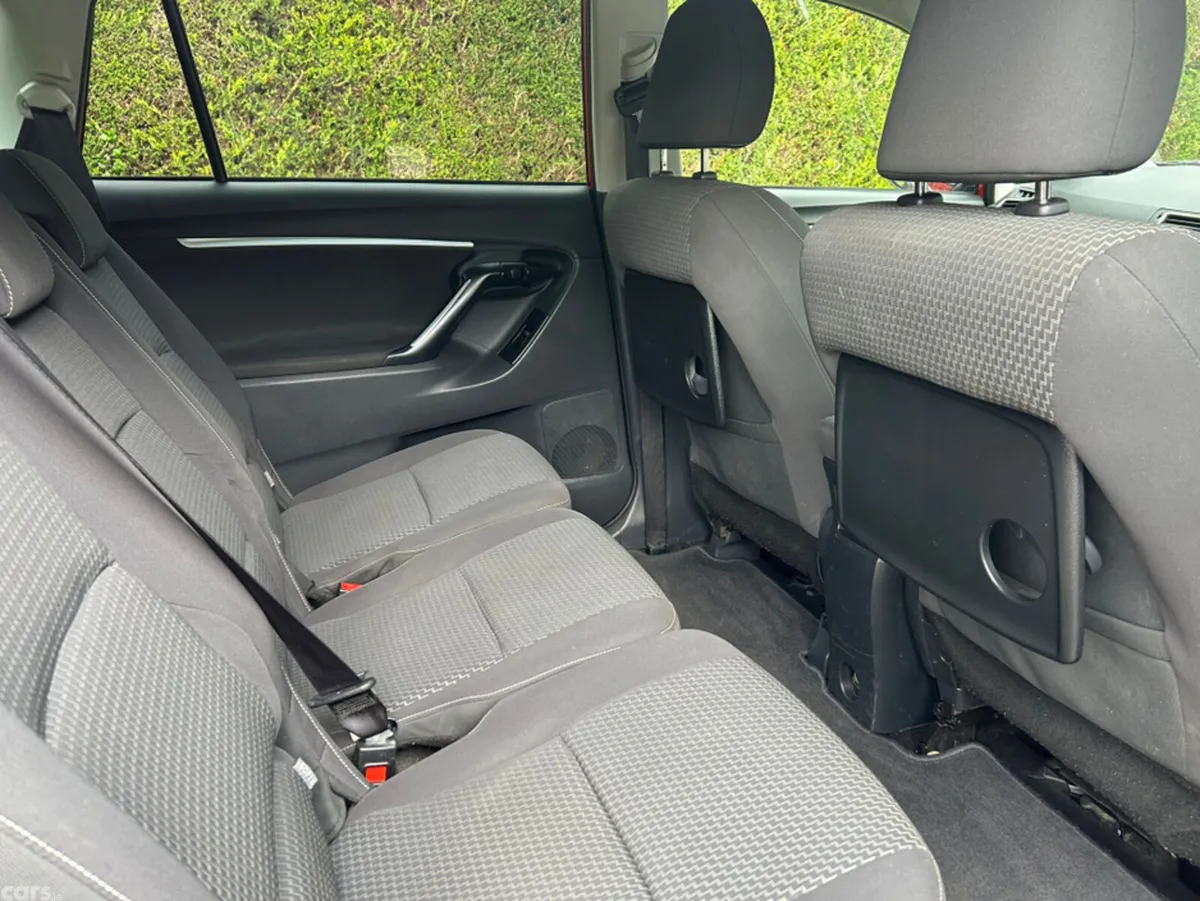 Toyota Verso MPV, Diesel, 2015, Red