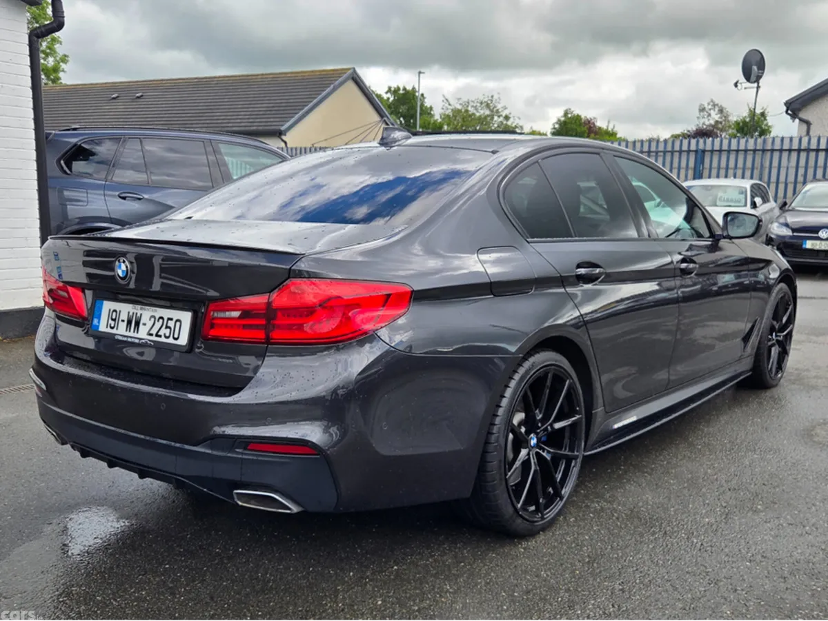 BMW 5-Series Saloon, Petrol Plug-in Hybrid, 2019, Grey