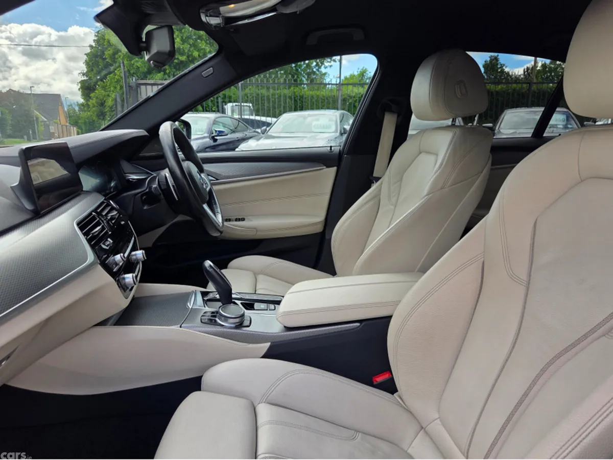 BMW 5-Series Saloon, Petrol Plug-in Hybrid, 2019, Grey