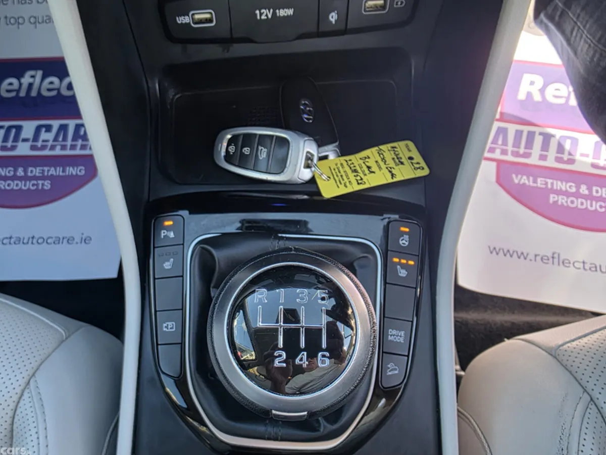 Hyundai Tucson MPV, Diesel, 2023, Black
