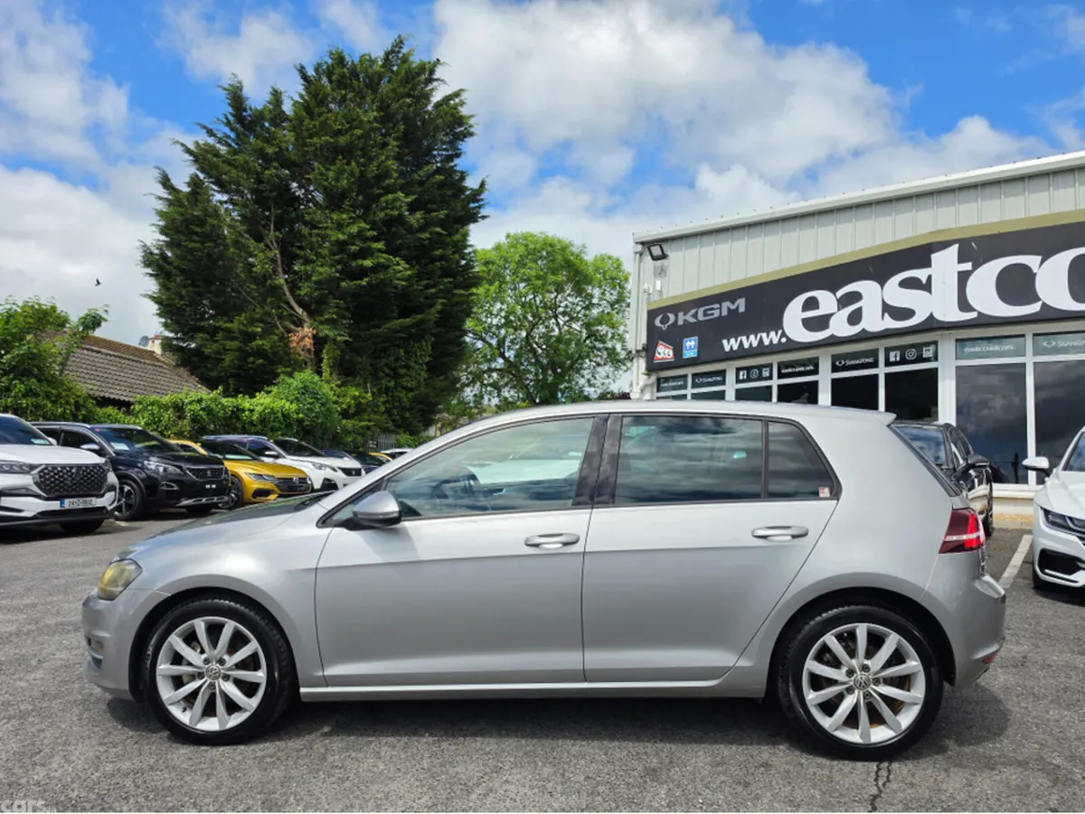 Volkswagen Golf Hatchback, Petrol, 2017, Silver