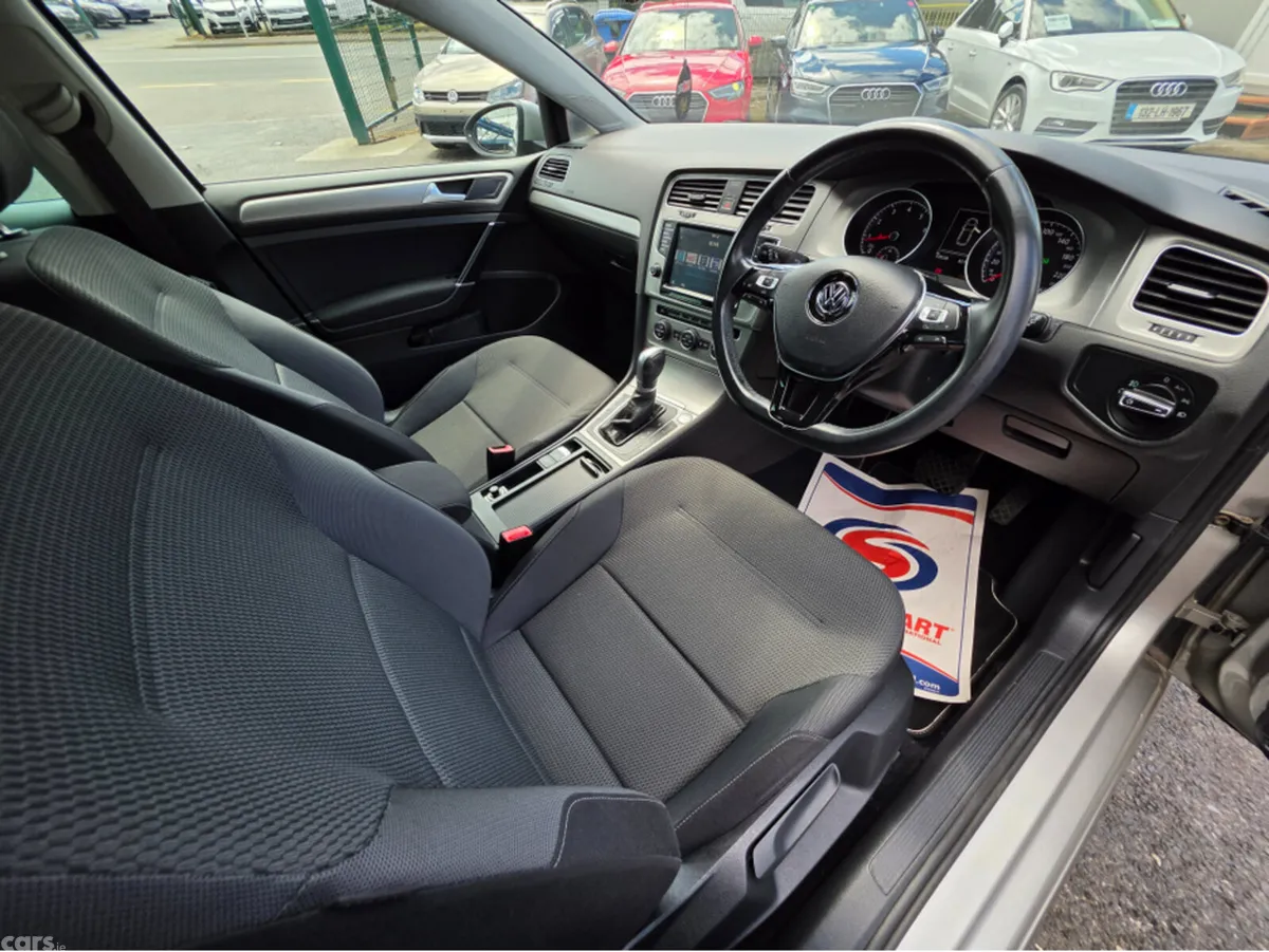 Volkswagen Golf Hatchback, Petrol, 2017, Silver