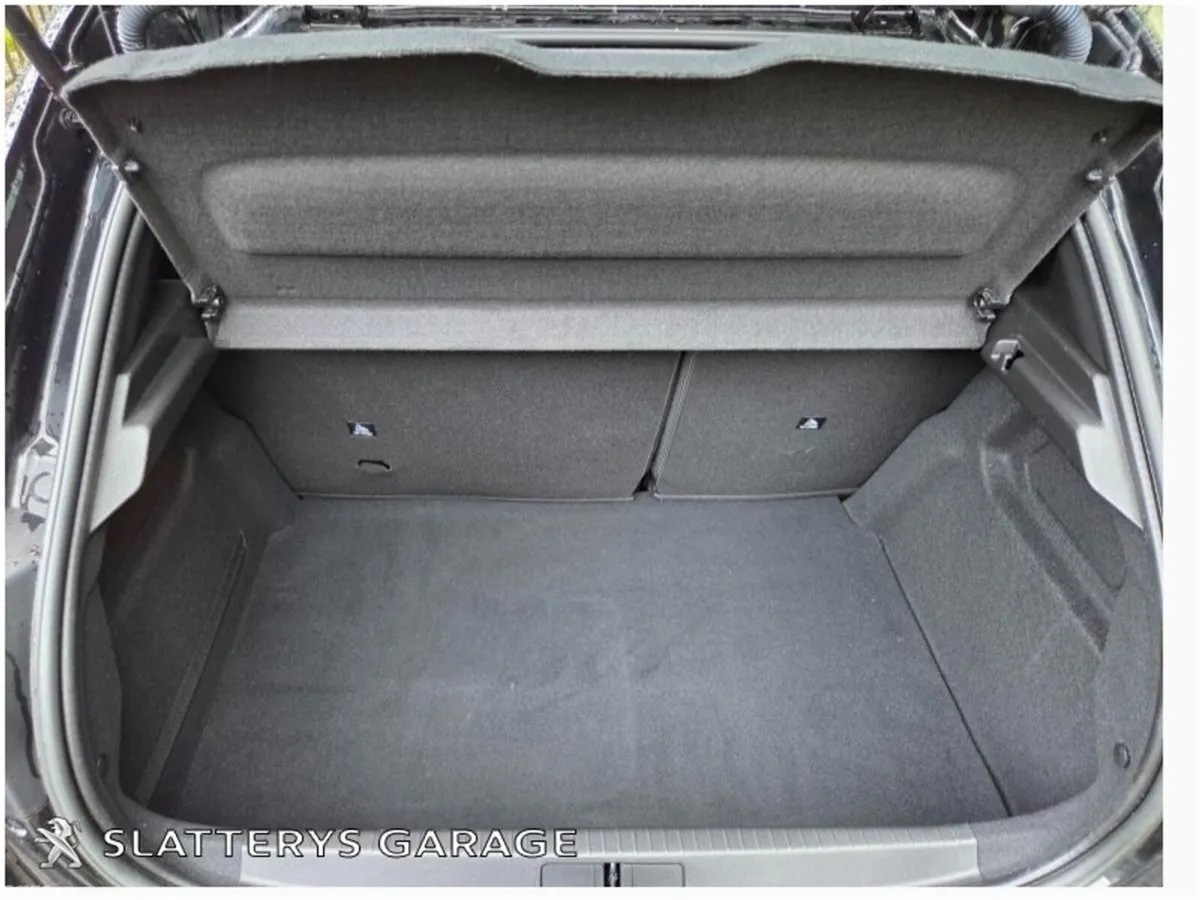 Peugeot 208 Hatchback, Electric, 2023, Black