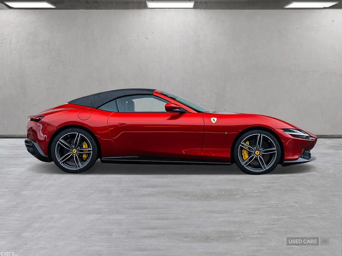 Ferrari Roma , Petrol, 2025, Red