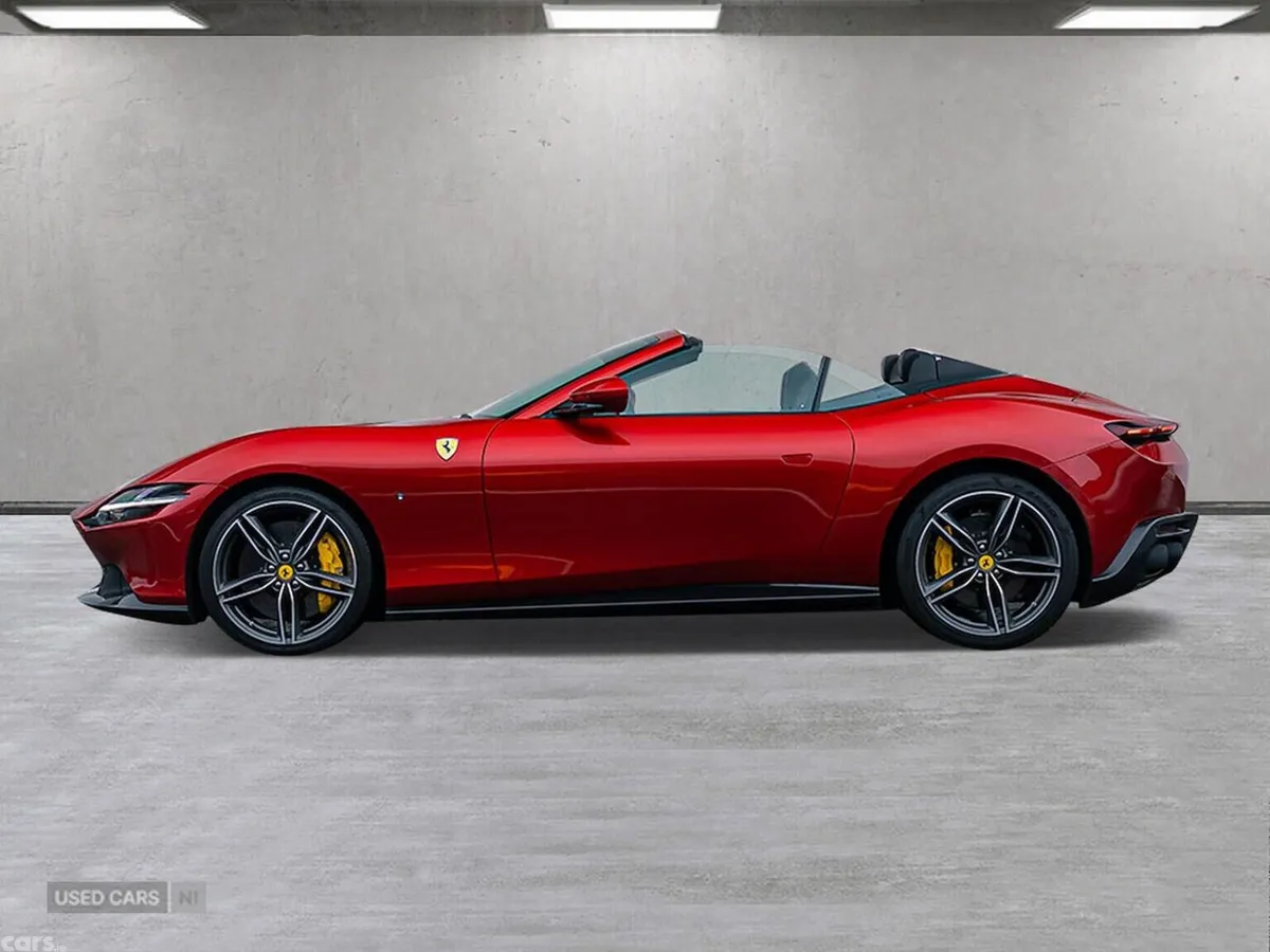 Ferrari Roma , Petrol, 2025, Red