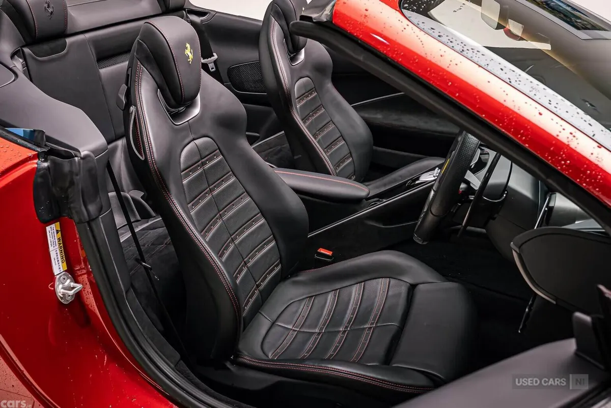 Ferrari Roma , Petrol, 2025, Red