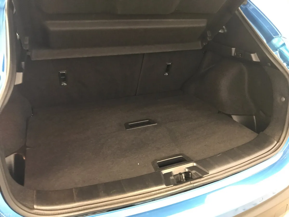 Nissan Qashqai Hatchback, Diesel, 2018, Blue
