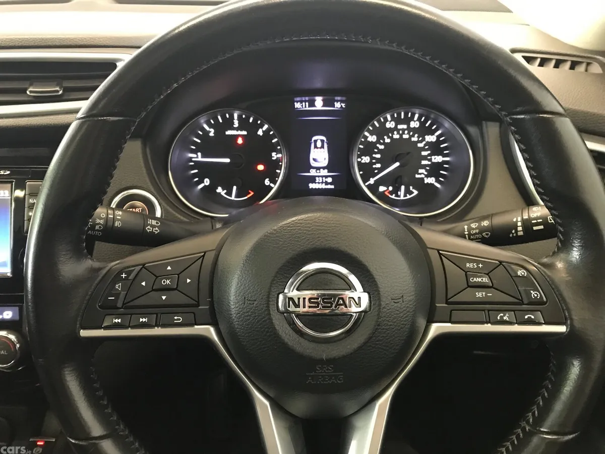 Nissan Qashqai Hatchback, Diesel, 2018, Blue