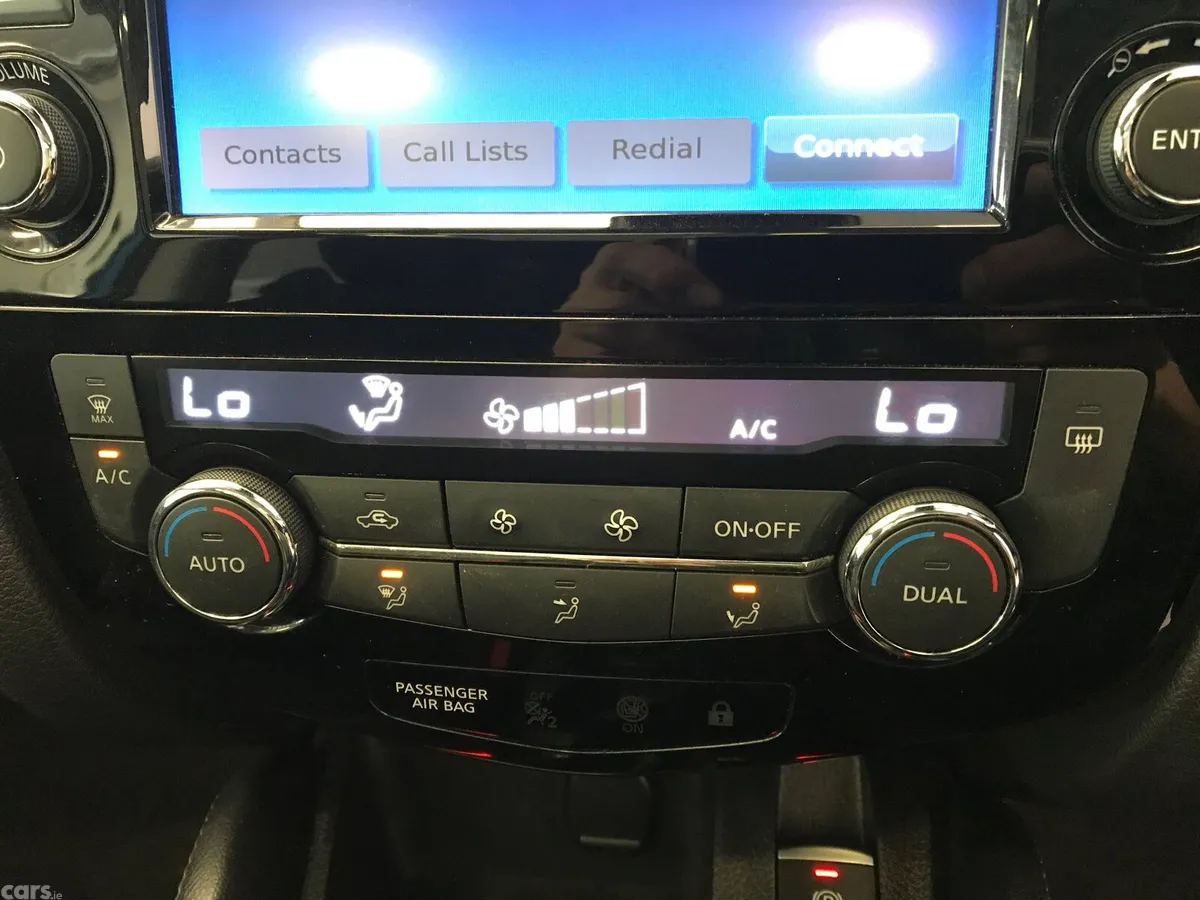Nissan Qashqai Hatchback, Diesel, 2018, Blue