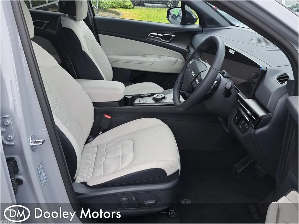 Kia Sportage SUV, Petrol Hybrid, 2027, 