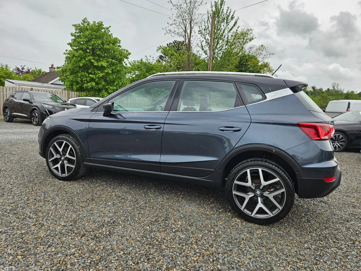 SEAT Arona SUV, Diesel, 2019, Grey