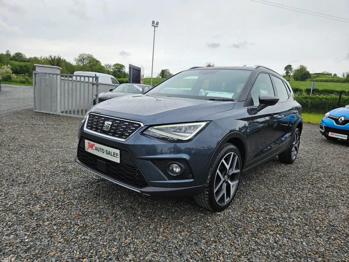 SEAT Arona SUV, Diesel, 2019, Grey