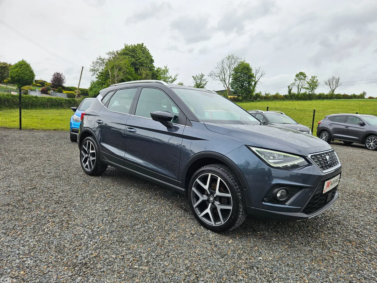 SEAT Arona SUV, Diesel, 2019, Grey
