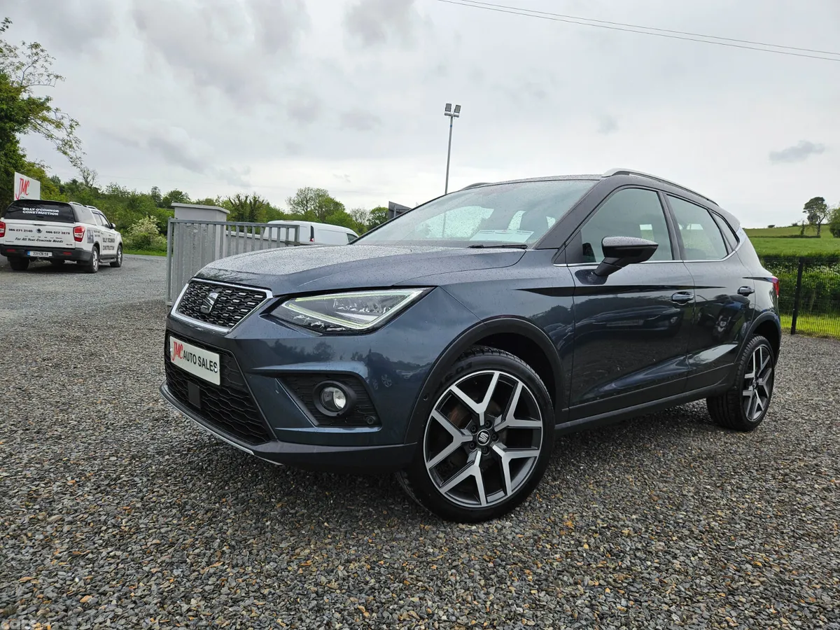 SEAT Arona SUV, Diesel, 2019, Grey
