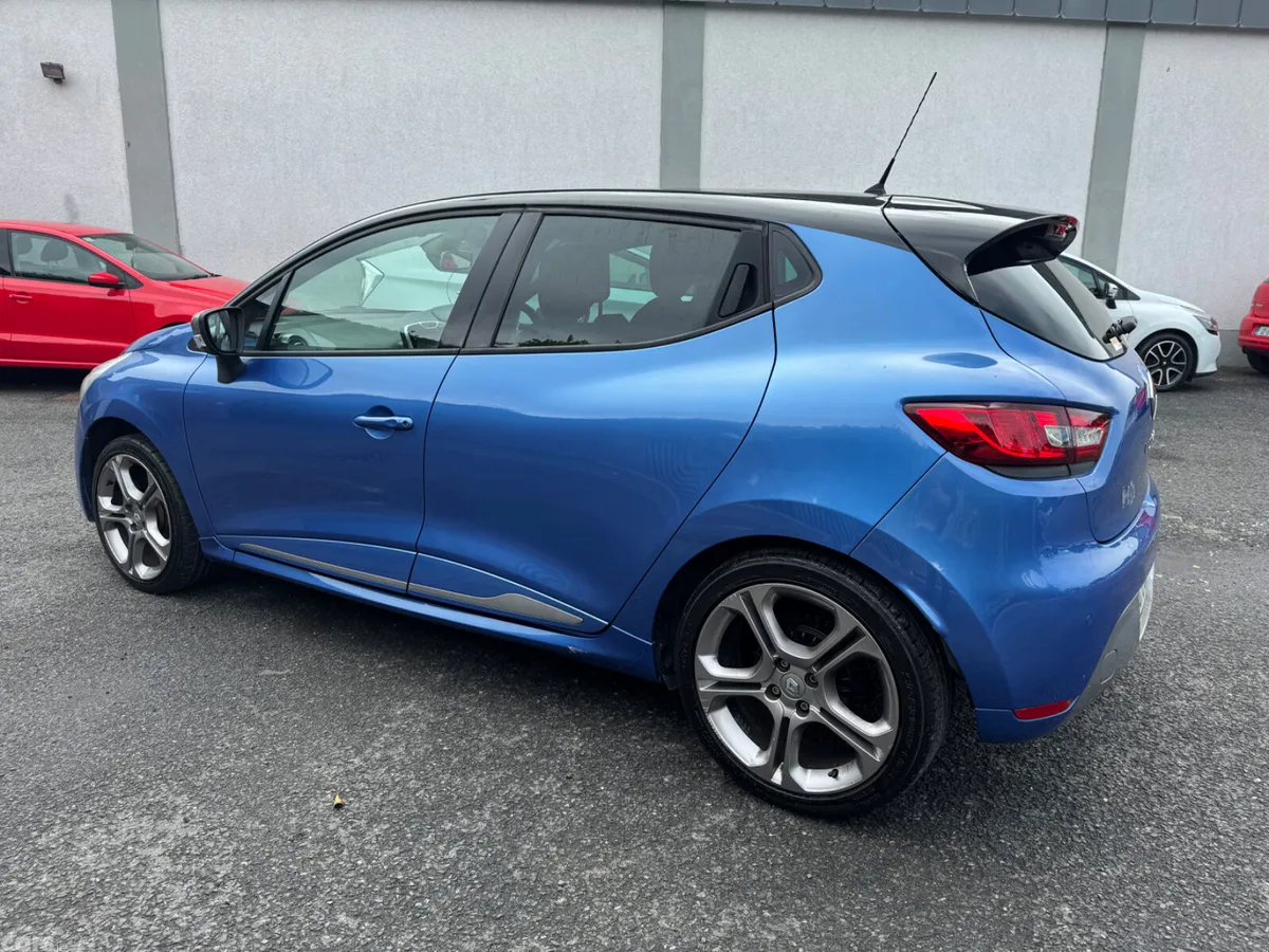 Renault Clio Hatchback, Petrol, 2015, Blue