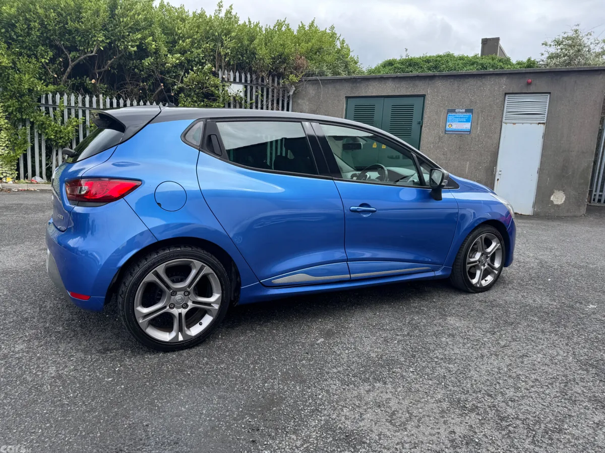 Renault Clio Hatchback, Petrol, 2015, Blue