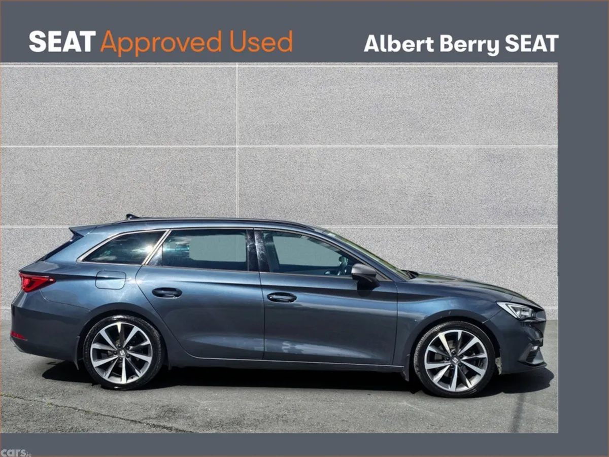 SEAT Leon Hatchback, Diesel, 2023, Grey