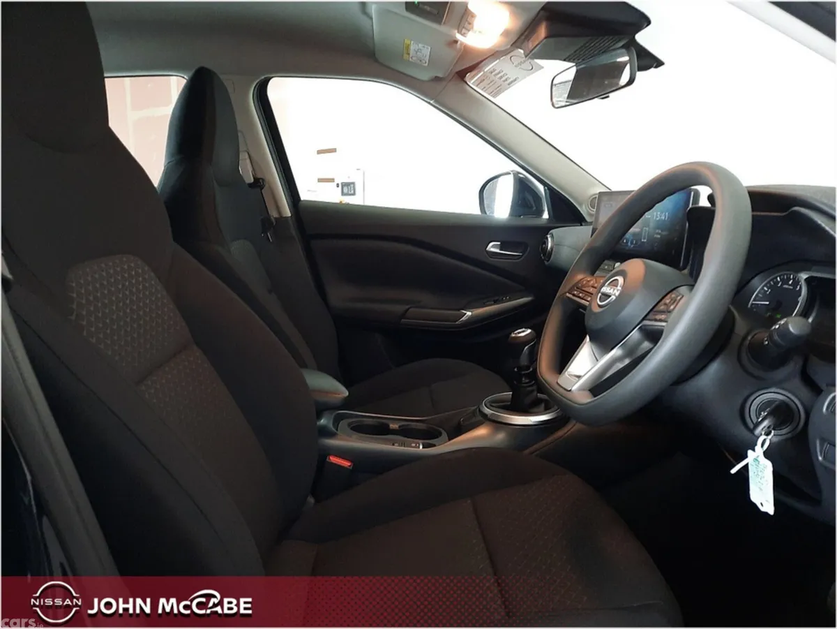 Nissan Juke MPV, Petrol, 2025, Black