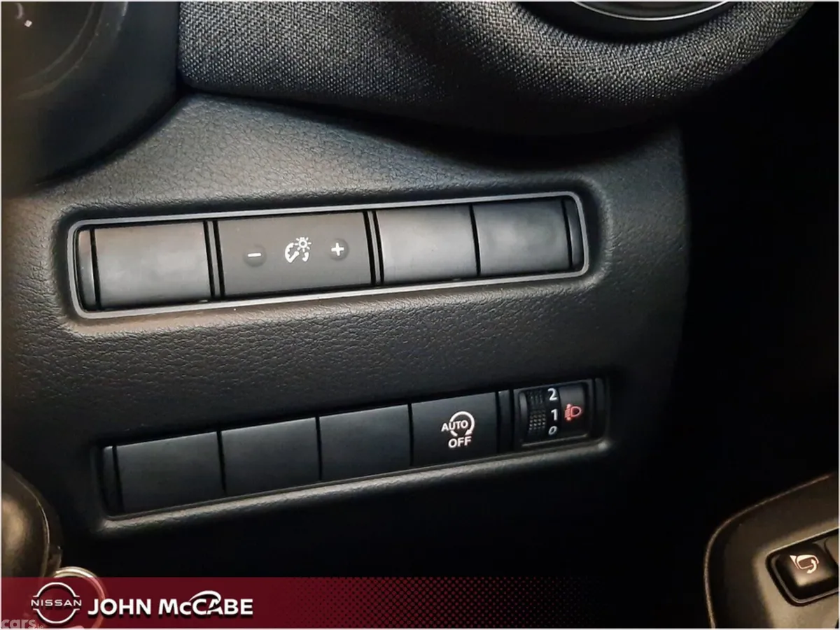 Nissan Juke MPV, Petrol, 2025, Black