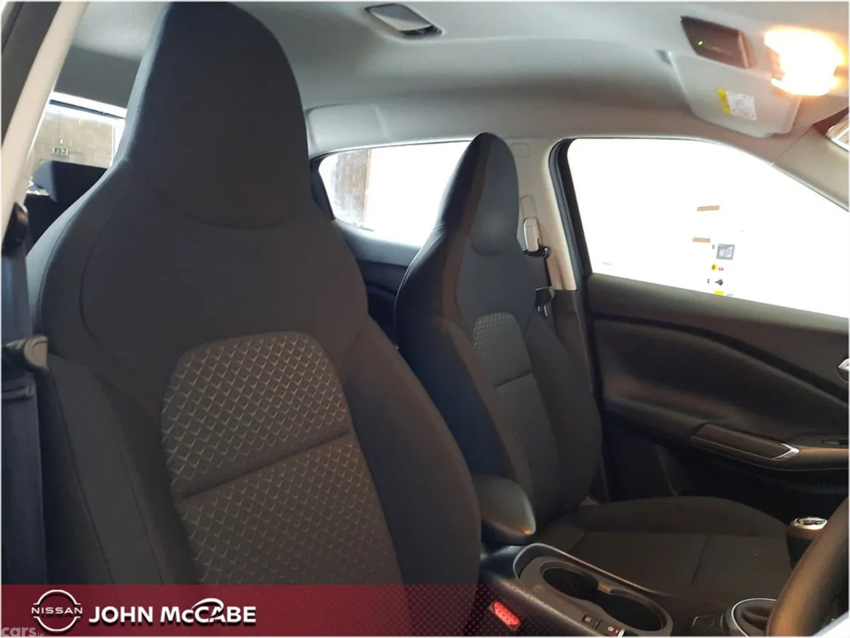 Nissan Juke MPV, Petrol, 2025, Black