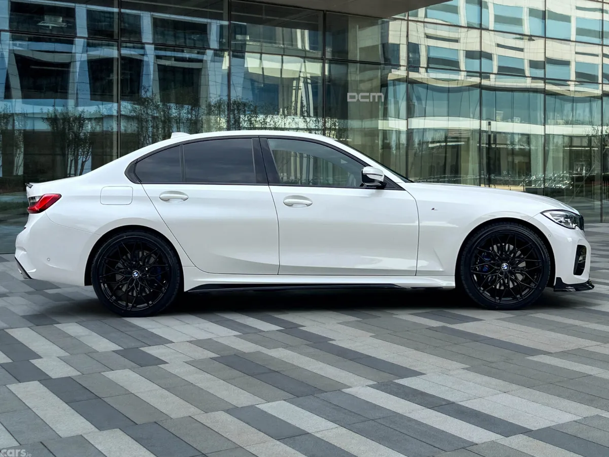 BMW 3-Series Saloon, Petrol Plug-in Hybrid, 2021, White