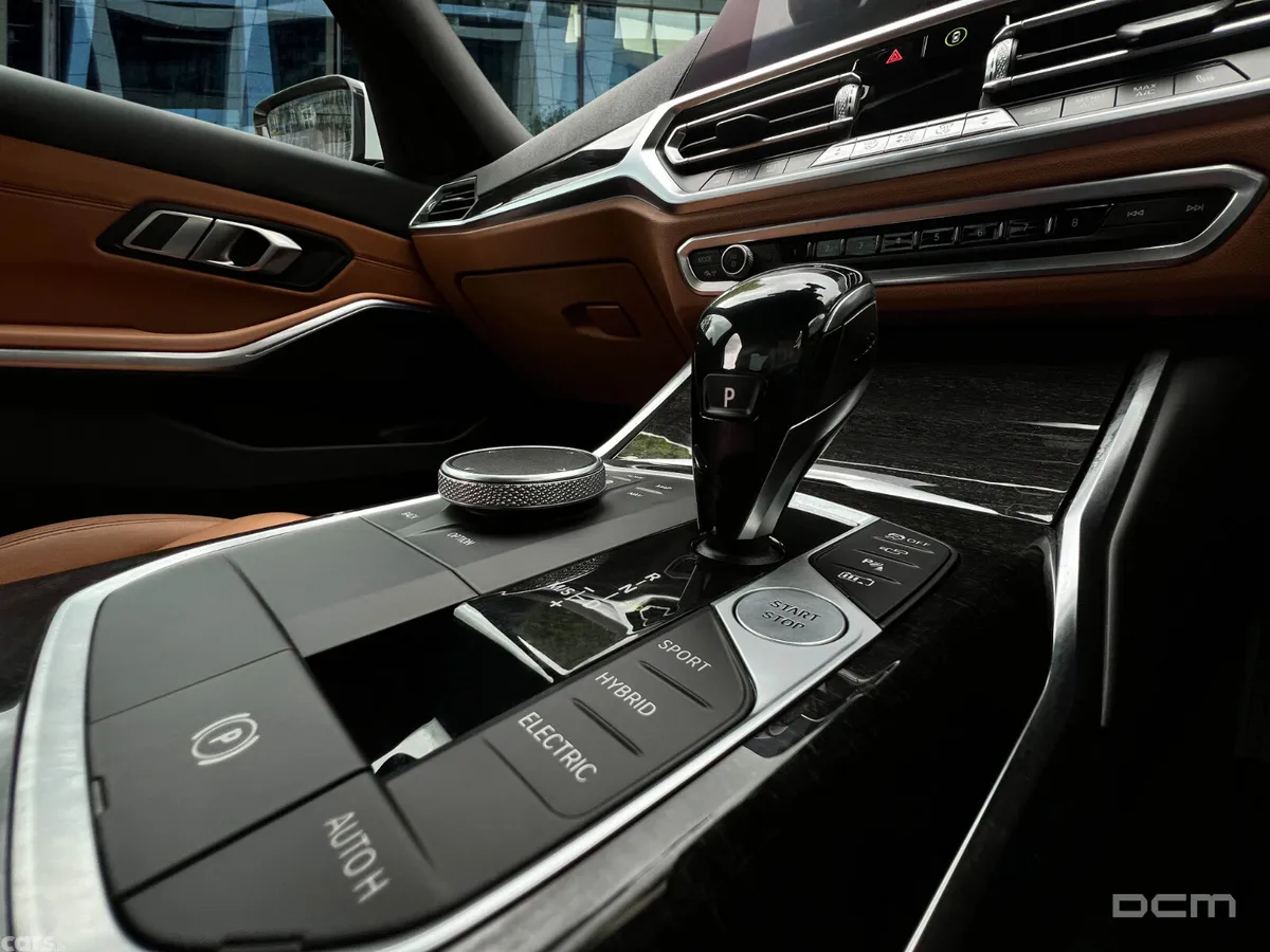 BMW 3-Series Saloon, Petrol Plug-in Hybrid, 2021, White