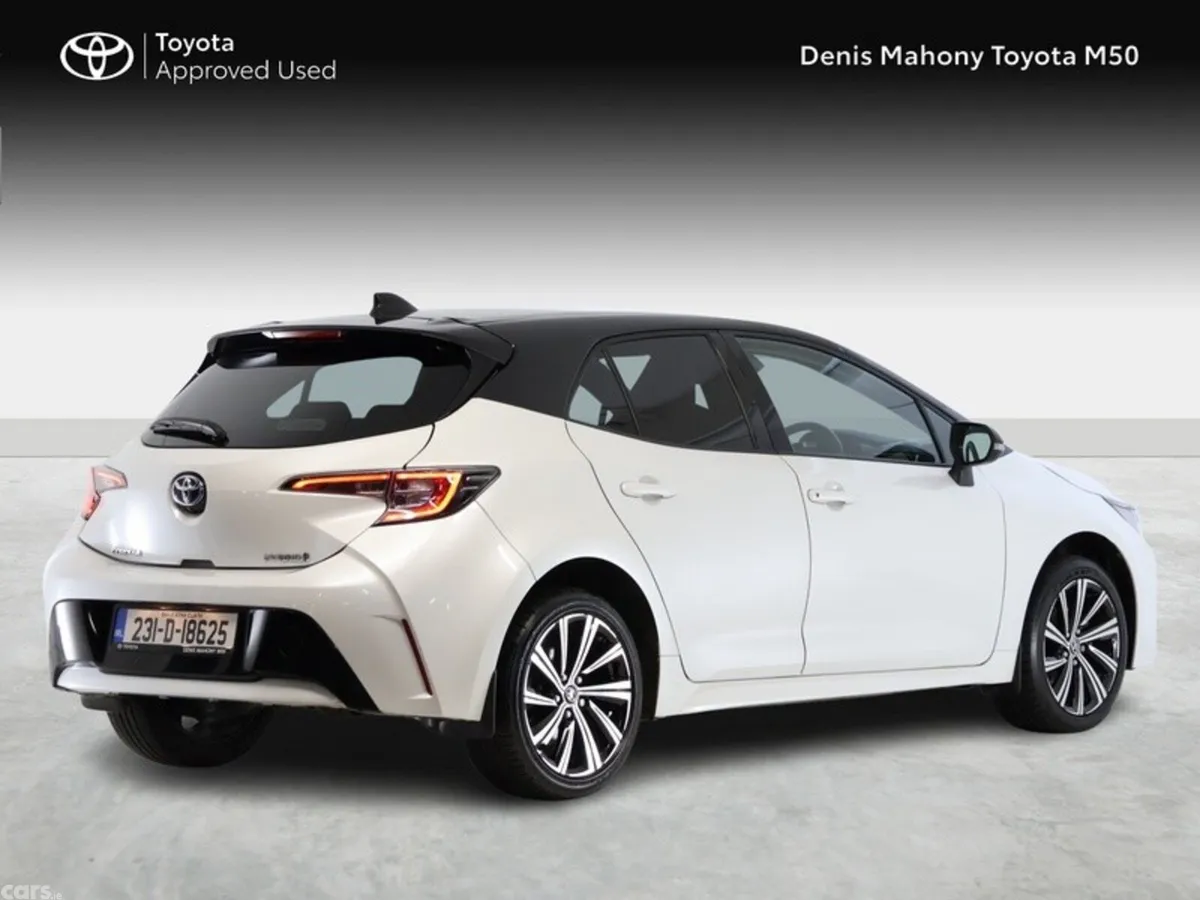 Toyota Corolla Hatchback, Petrol Hybrid, 2023, White