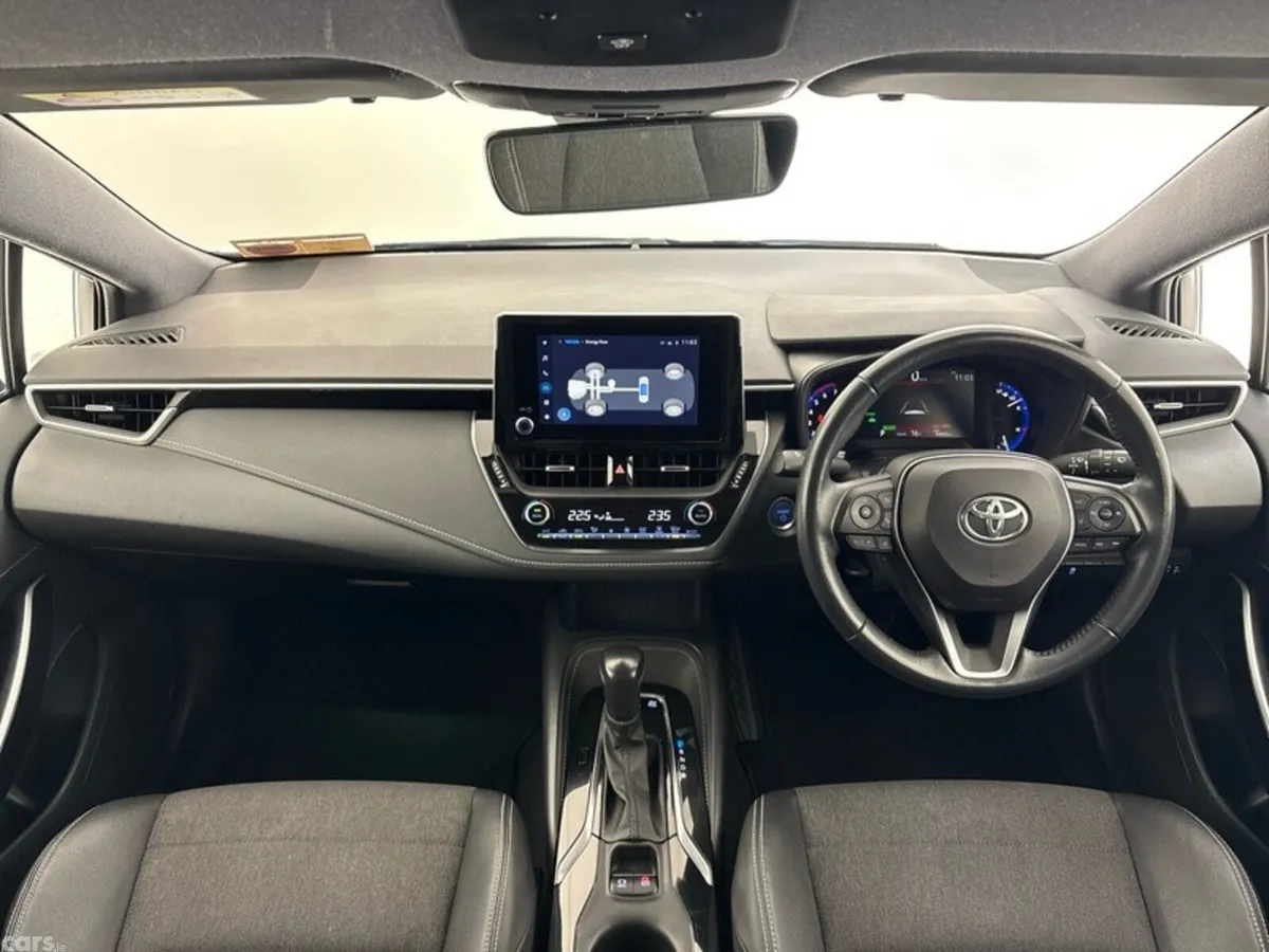 Toyota Corolla Hatchback, Petrol Hybrid, 2023, White