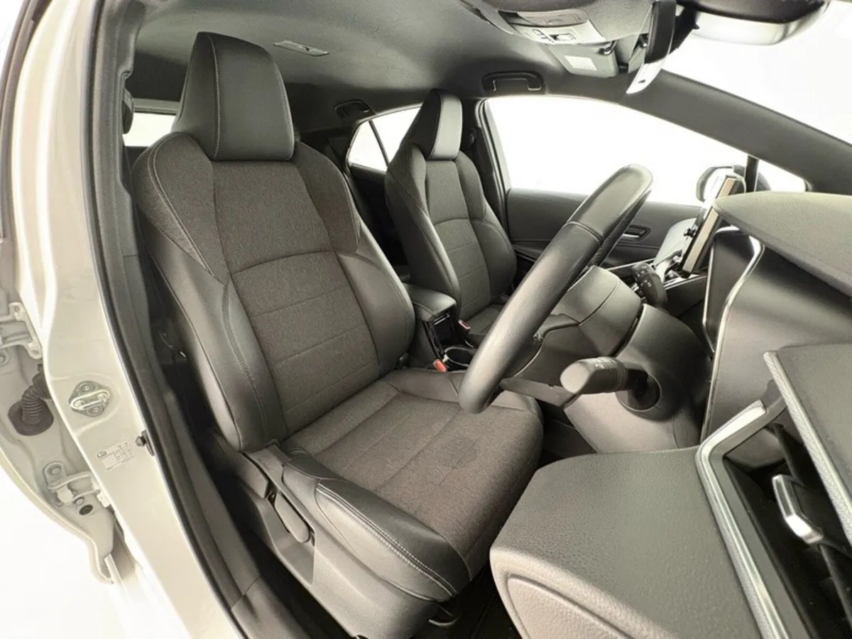 Toyota Corolla Hatchback, Petrol Hybrid, 2023, White