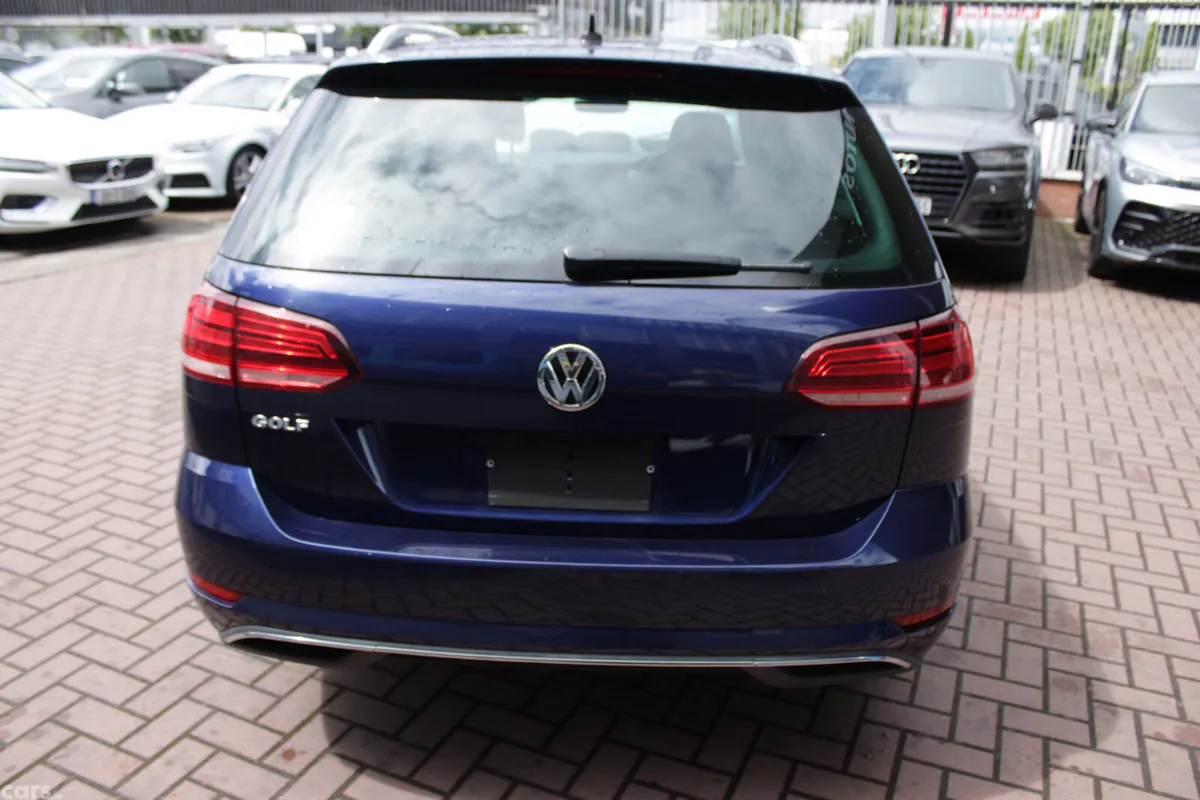 Volkswagen Golf Estate, Petrol, 2019, Blue