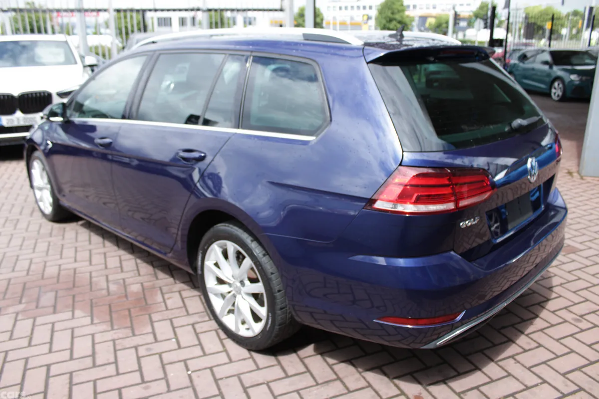Volkswagen Golf Estate, Petrol, 2019, Blue