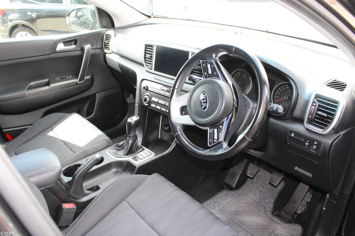 Kia Sportage SUV, Diesel Hybrid, 2022, Black