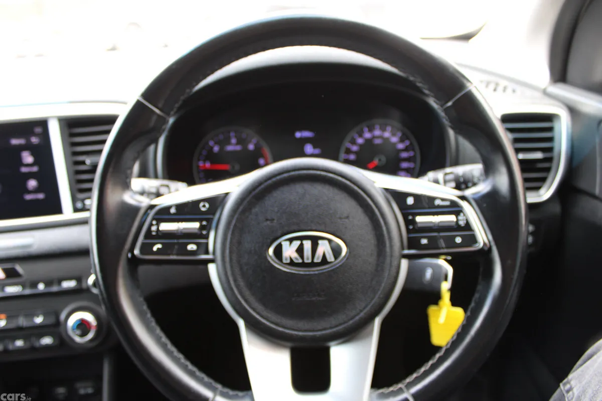 Kia Sportage SUV, Diesel Hybrid, 2022, Black