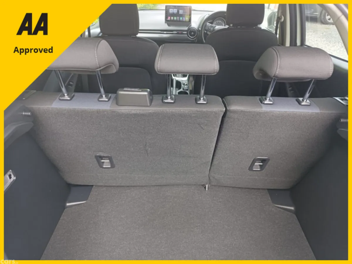 Mazda Mazda2 Hatchback, Petrol, 2016, White