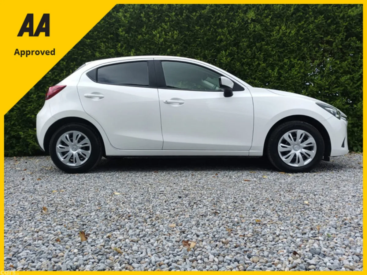 Mazda Mazda2 Hatchback, Petrol, 2016, White