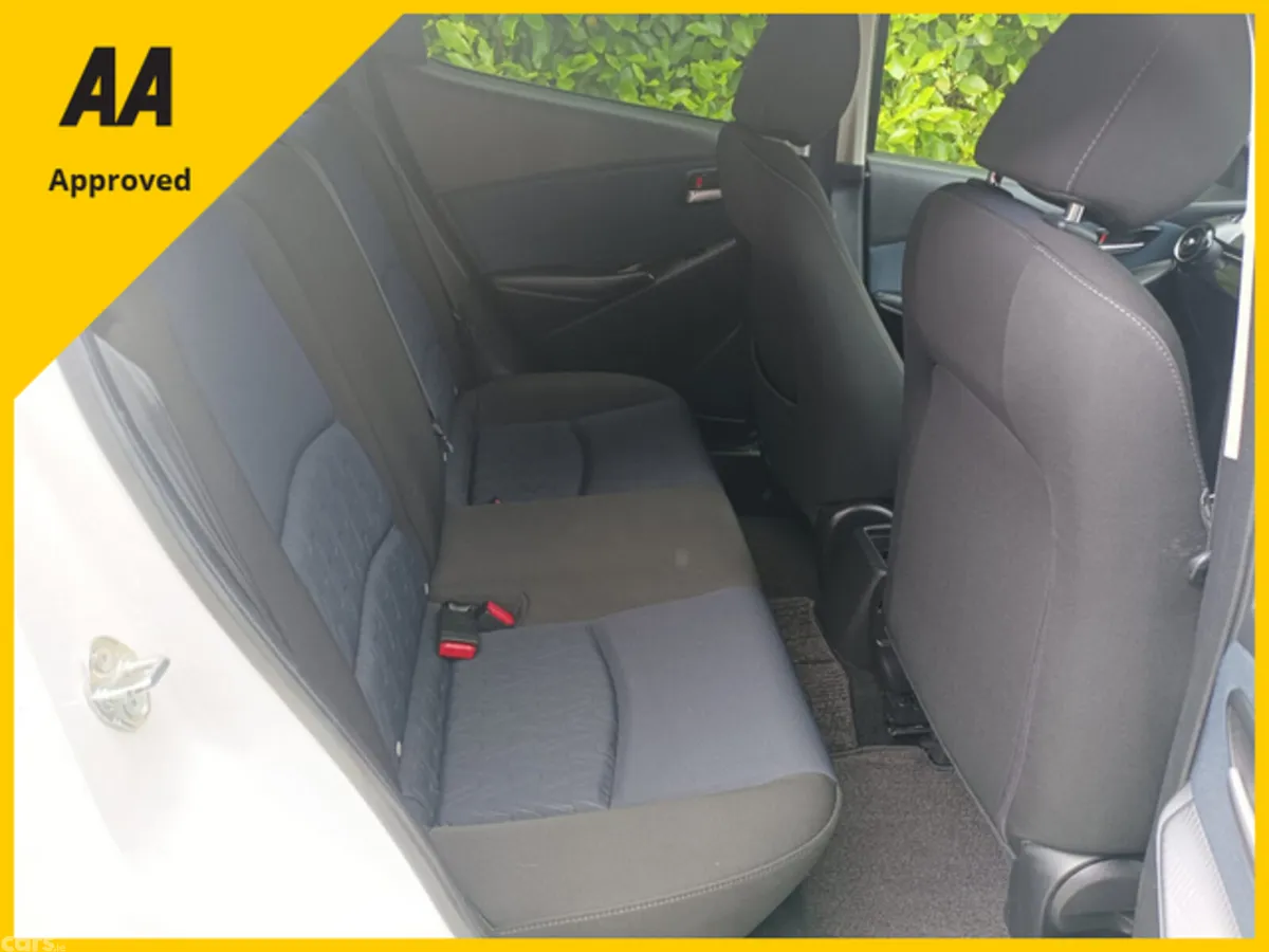Mazda Mazda2 Hatchback, Petrol, 2016, White