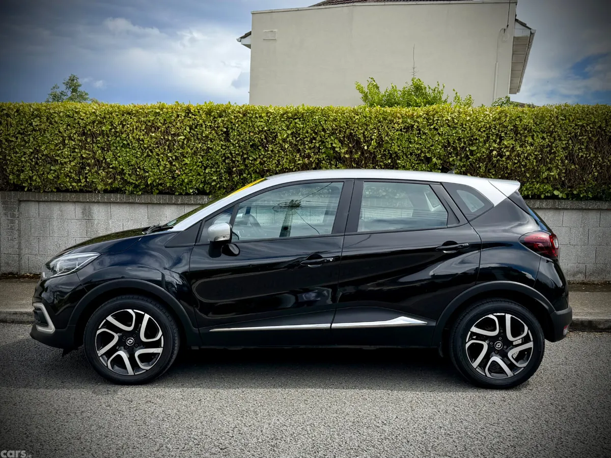 Renault Captur Hatchback, Petrol, 2018, Black