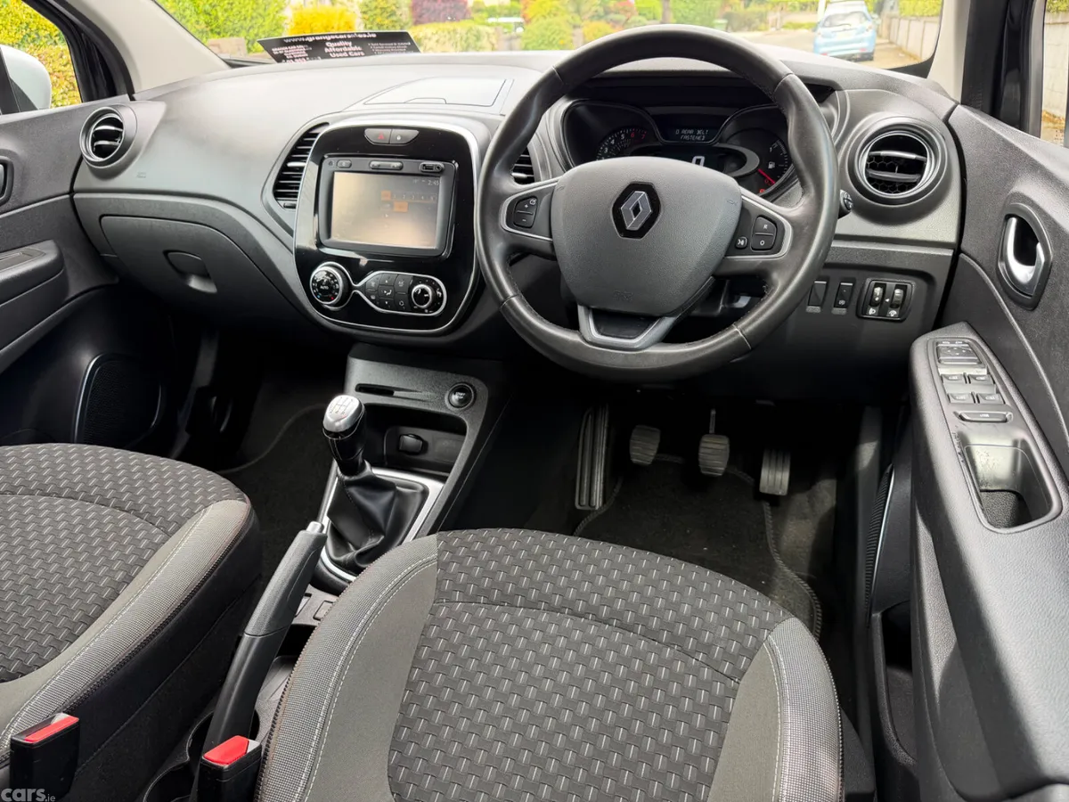 Renault Captur Hatchback, Petrol, 2018, Black