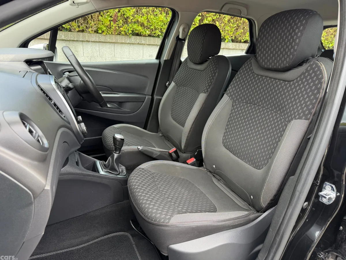 Renault Captur Hatchback, Petrol, 2018, Black