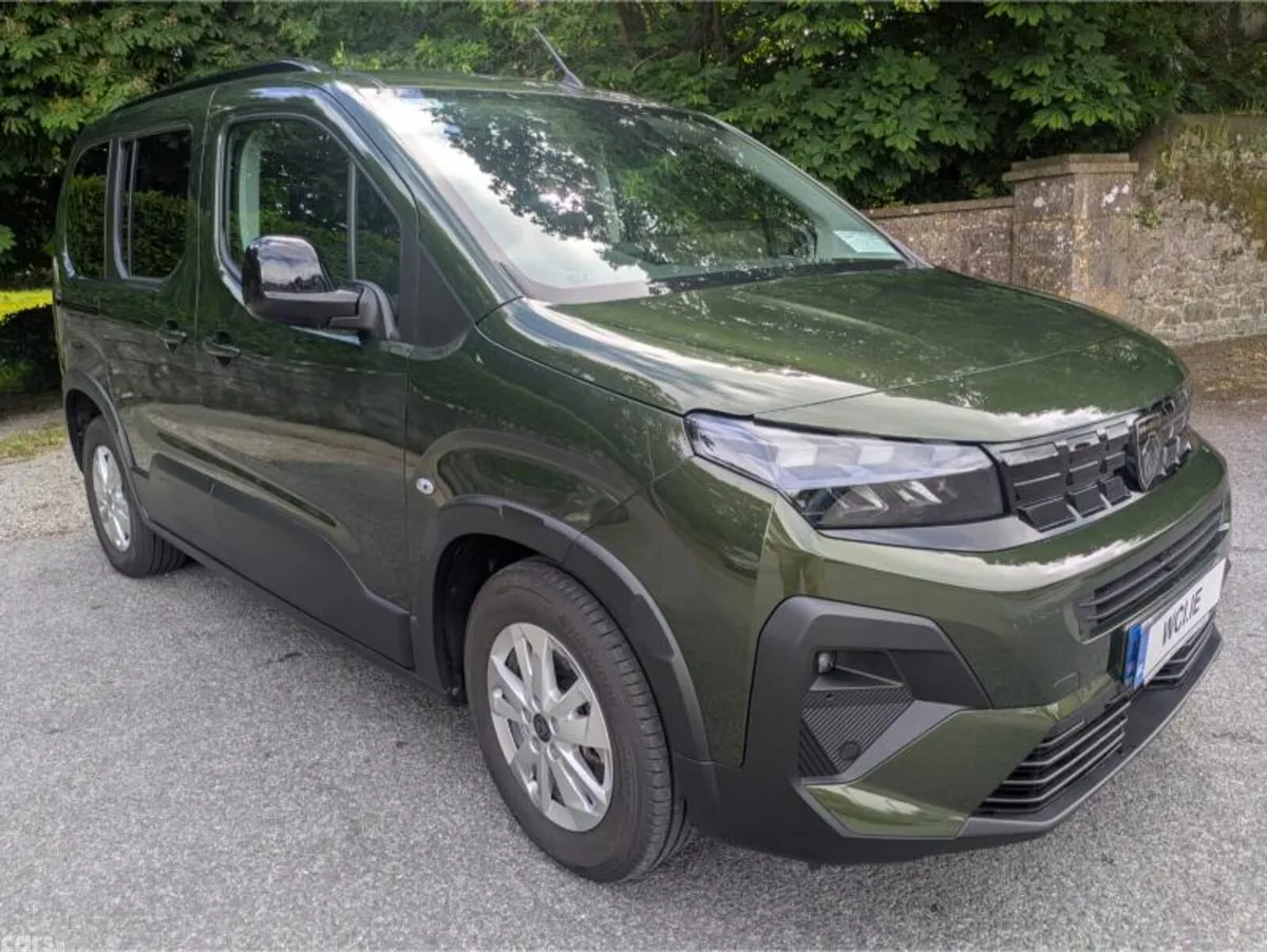 Peugeot Rifter MPV, Diesel, 2025, Green