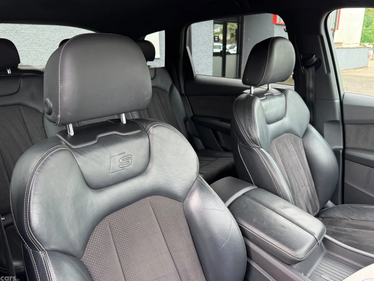 Audi Q7 SUV, Diesel, 2017, Grey