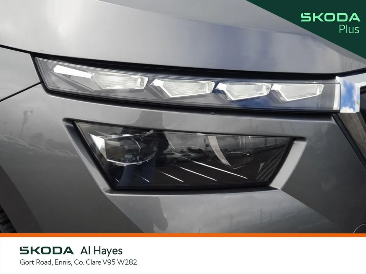 Skoda Kamiq Hatchback, Petrol, 2023, Grey