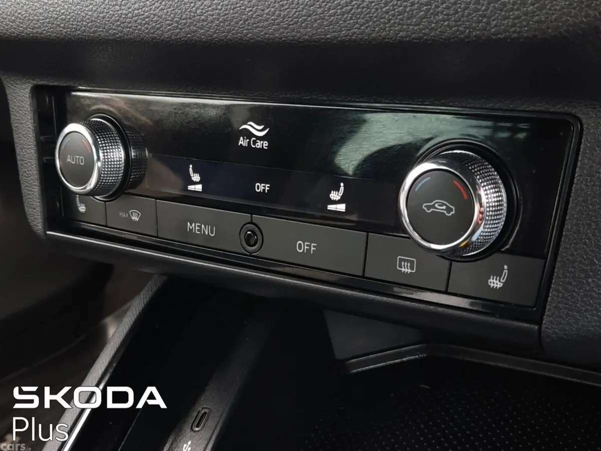 Skoda Kamiq Hatchback, Petrol, 2023, Grey